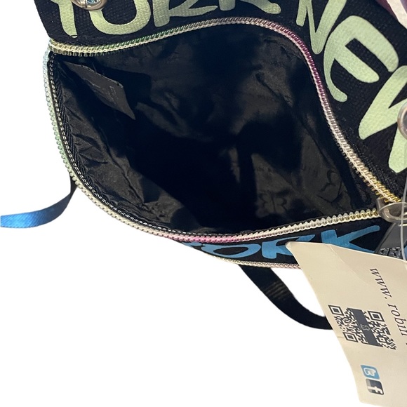 NWT Robin Ruth 100% Multi-color Mini Crossbody “New York “ - Picture 6 of 11